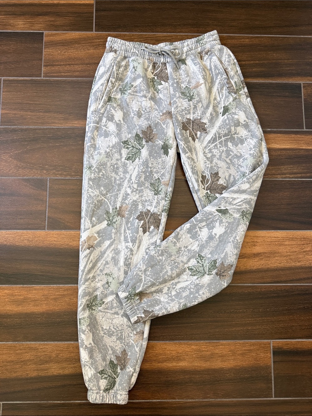 Abercrombie & Fitch Camouflage Print Joggers - Picture 3 of 6